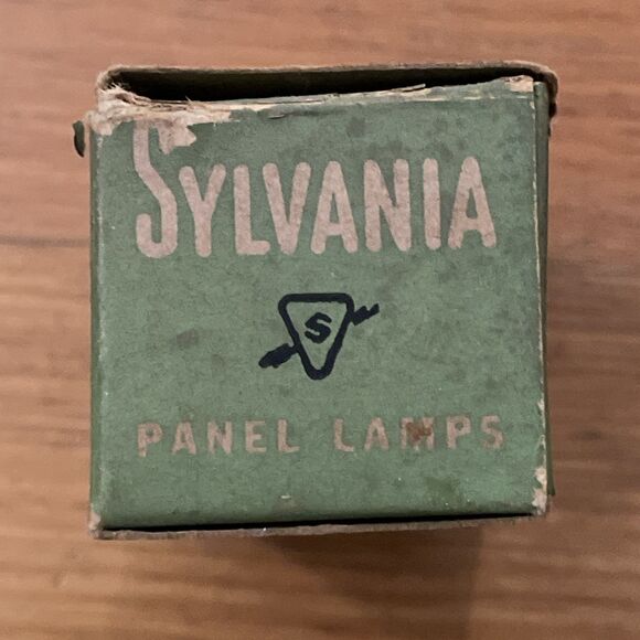 Sylvania S40 Vintage Radio Panel Lamps Bulbs USA HAM - Picture 10 of 11